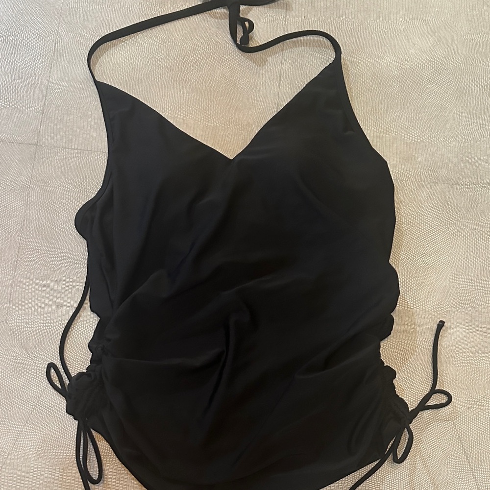 Kona Sol Elegant Black Swimwear